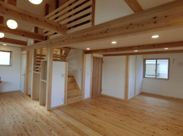自然素材の魅力を取り入れた木造住宅づくりをご提案 